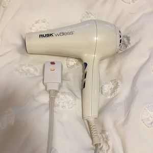 Rusk W8less Hair Dryer
